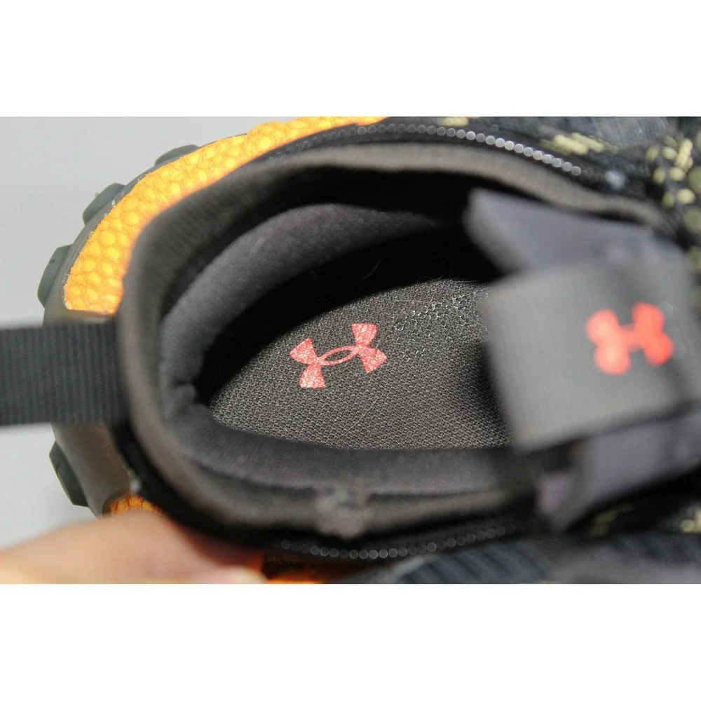 Under Armour Fat Tire Venture Black Orange Hiking Sneakers 3026620-001 Mens 7.5